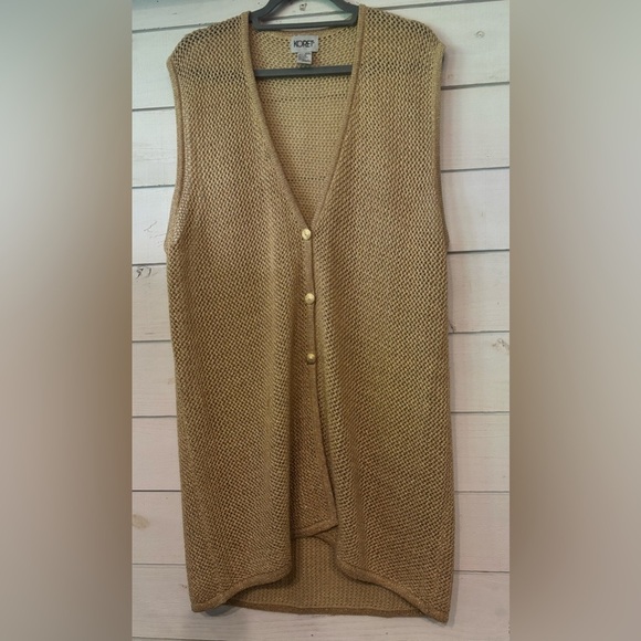 Koret Brushed Gold  Knit Vest with Gold Accents - Picture 1 of 16